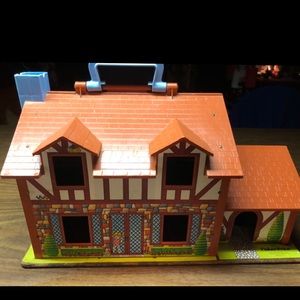 1960 Vintage Dollhouse